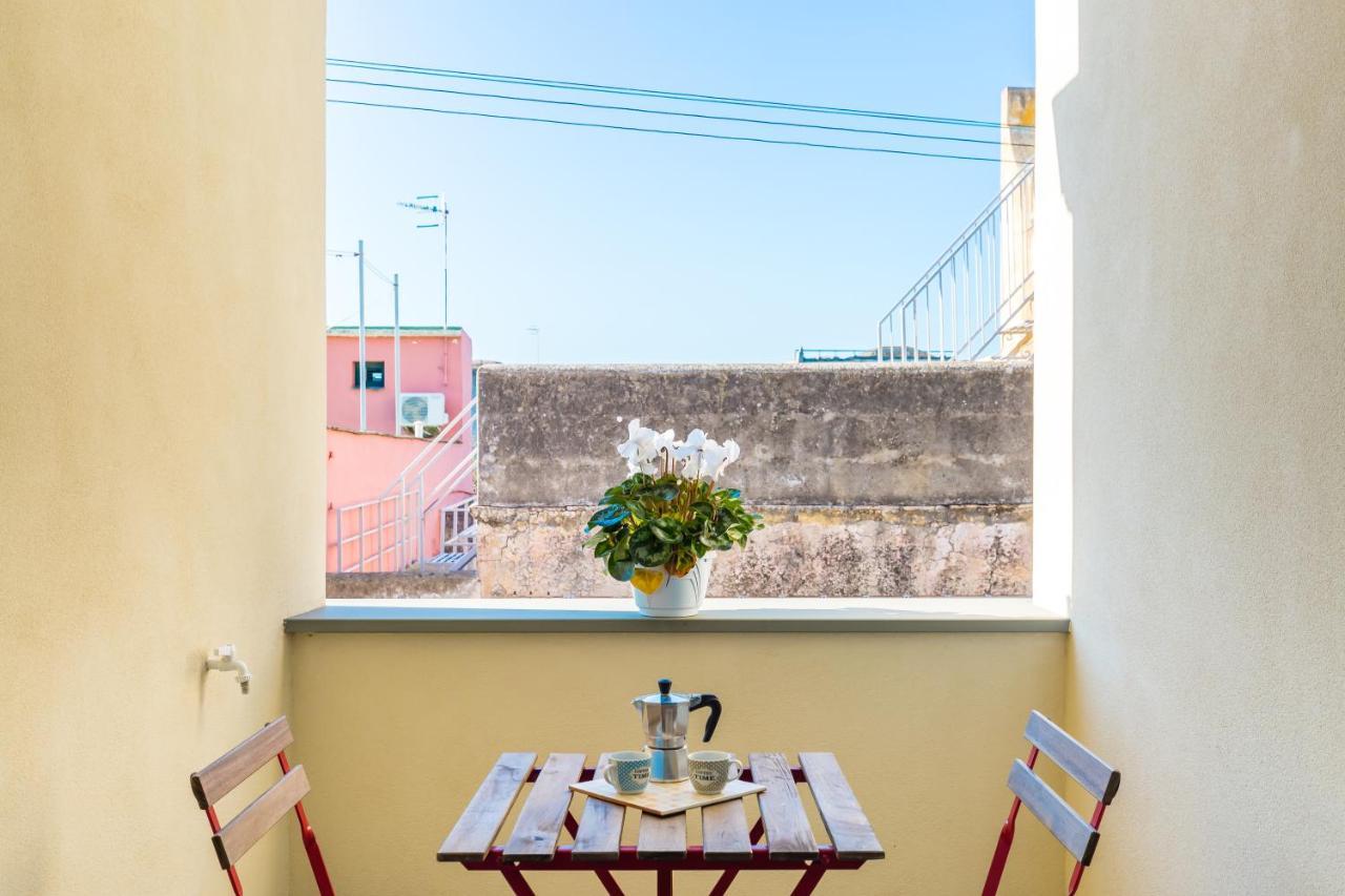 Il Vefio Apartment Procida Bagian luar foto