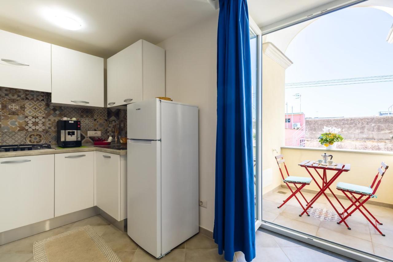 Il Vefio Apartment Procida Bagian luar foto