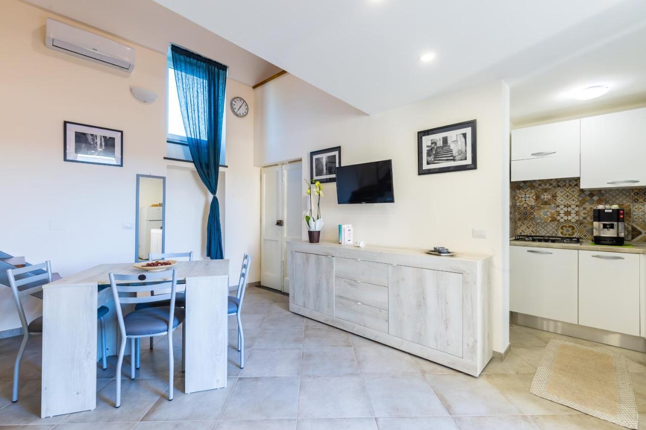 Il Vefio Apartment Procida Bagian luar foto